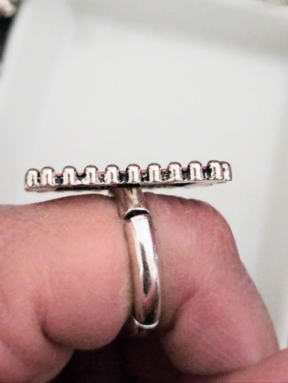 RED DOMINO RING ADJUSTABLE SIZE 7 - 9 - Picture 3 of 6